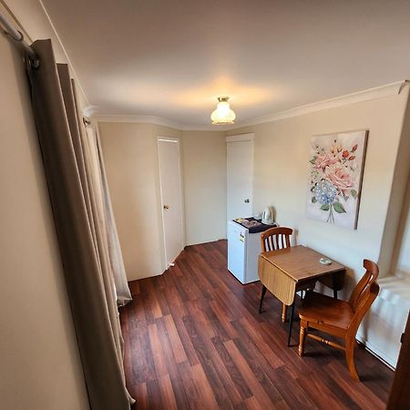 Roseneath Cottage Нортъм Екстериор снимка